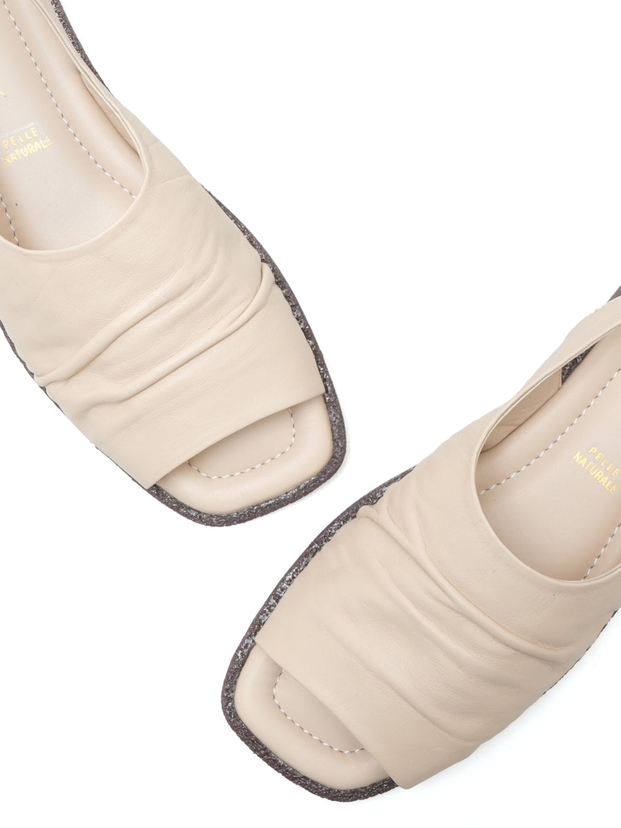 Lume Almond