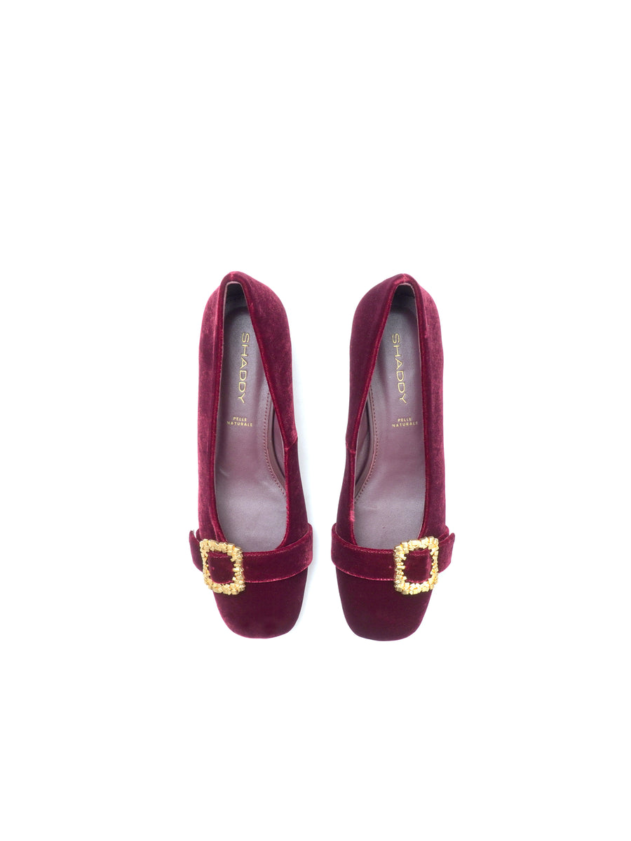 Caterine Maroon